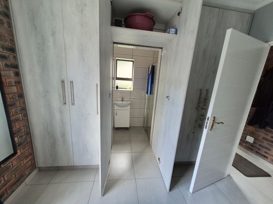 7 Bedroom Property for Sale in Dana Bay Western Cape